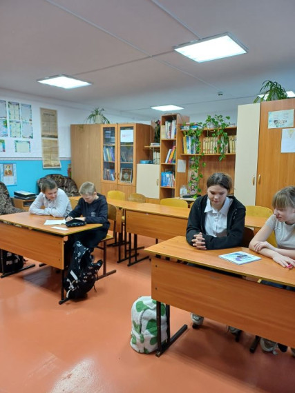 "Искусственный интеллект и человек»..